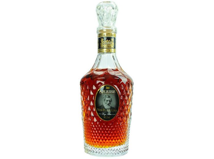 A.H. Riise Non Plus Ultra 70 cl CARx6